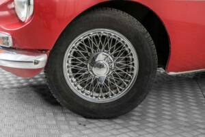 Image 4/50 of MG MGB GT (1967)