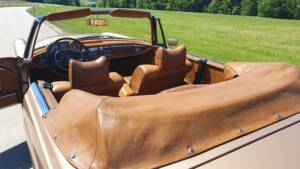 Image 4/38 of Mercedes-Benz 280 SE 3,5 (1969)