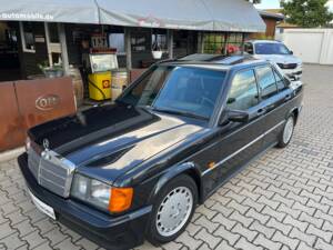 Image 5/21 of Mercedes-Benz 190 E 2.3-16 (1987)