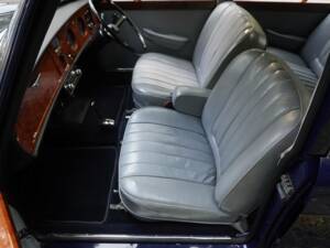 Afbeelding 12/19 van Vanden Plas 1300 (1969)