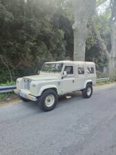 Bild 26/57 von Land Rover 110 (1989)