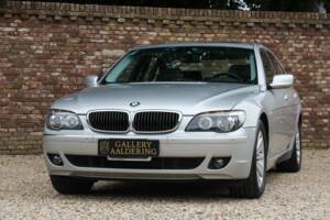 Immagine 24/50 di BMW 750i (2007)