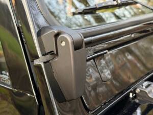 Bild 11/27 von Land Rover Defender 90 Td5 (1999)