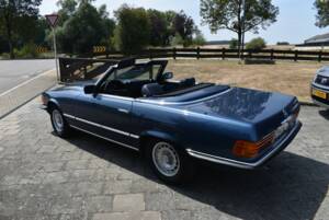 Image 6/25 de Mercedes-Benz 450 SL (1980)