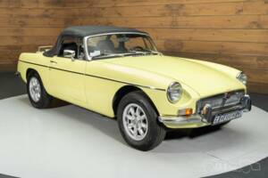 Image 3/19 de MG MGB (1977)