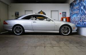 Bild 32/34 von Mercedes-Benz CL 65 AMG (2004)