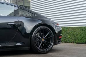 Image 5/30 of Porsche 911 Carrera (2022)
