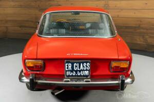 Image 16/19 of Alfa Romeo Giulia 1600 GT Junior (1975)