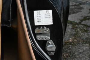 Image 38/50 de Jaguar Type E V12 (1974)