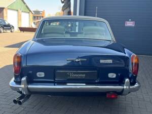 Image 5/14 of Rolls-Royce Corniche I (1978)