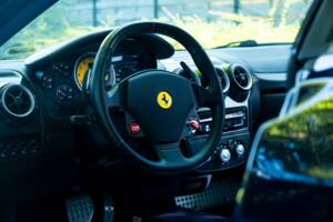 Bild 30/36 von Ferrari F 430 (2005)