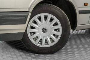 Bild 4/50 von Volvo 940 2.3i (1996)