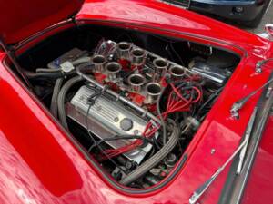 Immagine 20/22 di AC Cobra 289 (1990)