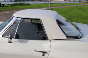 Bild 21/30 von Chevrolet Corvette Sting Ray Convertible (1964)