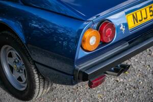 Image 29/41 de Ferrari 308 GTSi Quattrovalvole (1985)