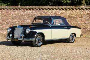 Imagen 9/50 de Mercedes-Benz 220 S Cabriolet (1956)