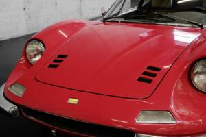 Bild 27/50 von Ferrari Dino 246 GT (1969)