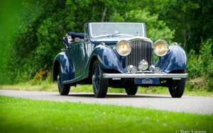 Image 6/59 of Bentley 4 1/4 Litre (1936)