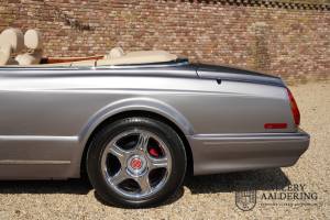 Afbeelding 40/50 van Bentley Azure (2000)