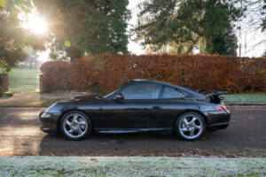 Afbeelding 3/10 van Porsche 911 Carrera 4 &quot;Millenium-Edition&quot; (2000)