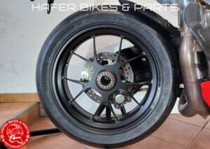 Bild 33/56 von Ducati 1098 R (2009)