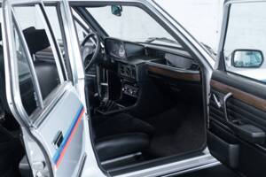 Bild 50/50 von BMW M 535i (1979)