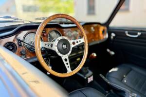 Image 18/24 de Triumph TR 6 (1973)