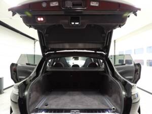 Image 10/15 of Aston Martin DBX707 (2022)