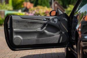 Bild 30/61 von Mercedes-Benz CLK 320 (2002)