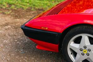 Bild 23/50 von Ferrari Mondial Quattrovalvole (1982)