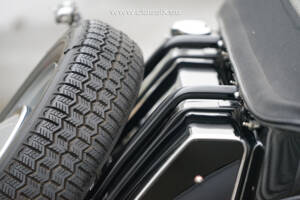 Image 17/18 of MG TD Midget (1953)