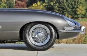 Image 28/50 of Jaguar E-Type 3.8 Flat Floor (1961)