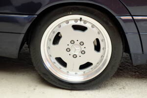 Bild 50/67 von Mercedes-Benz S 500 (1996)