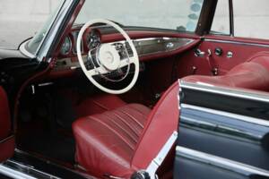 Image 22/50 of Mercedes-Benz 220 SE b (1962)