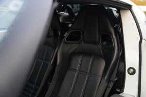 Image 18/50 of Lotus Exige S 240 (2010)