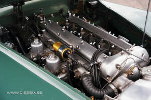 Image 15/23 of Jaguar XK 120 DHC (1954)