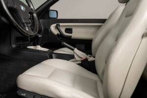 Afbeelding 42/46 van BMW 318i (1995)