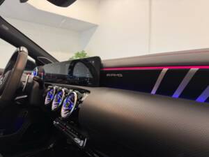 Image 26/31 of Mercedes-AMG CLA 45 S 4MATIC+ (2021)