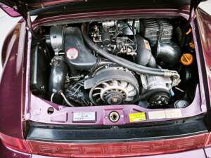 Bild 18/31 von Porsche 911 Carrera (WTL) (1990)