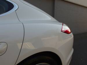 Bild 33/99 von Porsche Panamera Turbo (2009)