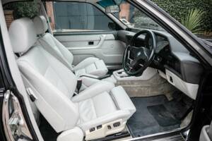 Bild 27/50 von BMW 635 CSi (1989)