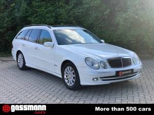 Immagine 5/15 di Mercedes-Benz E 320 T (2003)