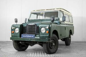 Image 3/50 of Land Rover 109 (1978)