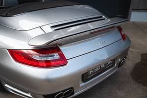 Bild 17/19 von Porsche 911 Turbo (2007)