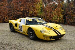 Image 9/31 of Ford GT40 (1965)
