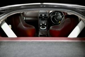 Image 32/50 de Aston Martin V8 Vantage (2006)