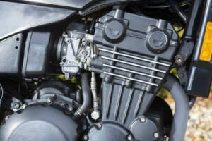 Immagine 7/40 di Triumph Speed Triple (1999)