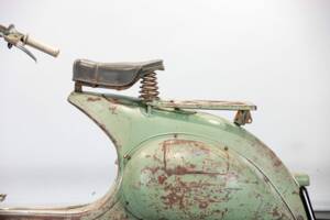 Image 25/50 de Piaggio Vespa 125 (1953)