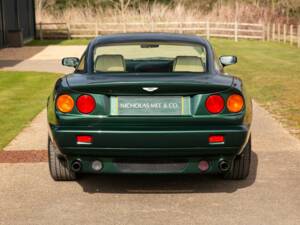 Imagen 14/50 de Aston Martin V8 Coupé (1996)