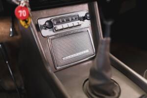Image 84/100 of Ferrari 330 GT 2+2 (1965)
